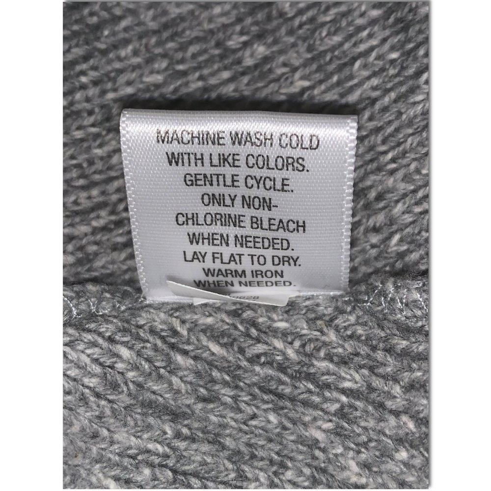 Converse One Star Gray Lightweight Asymmetrical Sweater Size Medium EUC - Picture 6 of 6